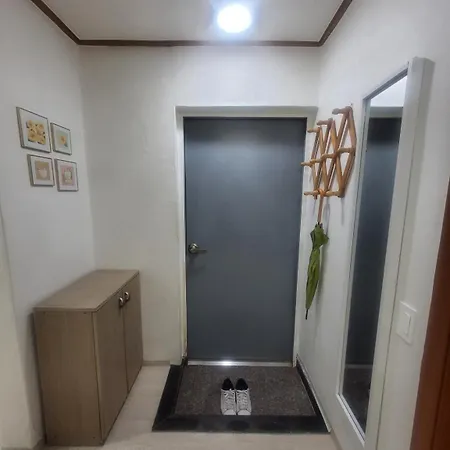 Newly Renovated Cozy Studio#9 Seoul Exterior photo